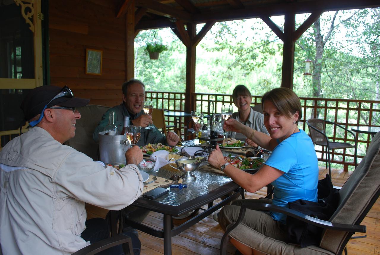 Auberge De La Riviere Matapedia - Matapedia River Lodge Routhierville 외부 사진