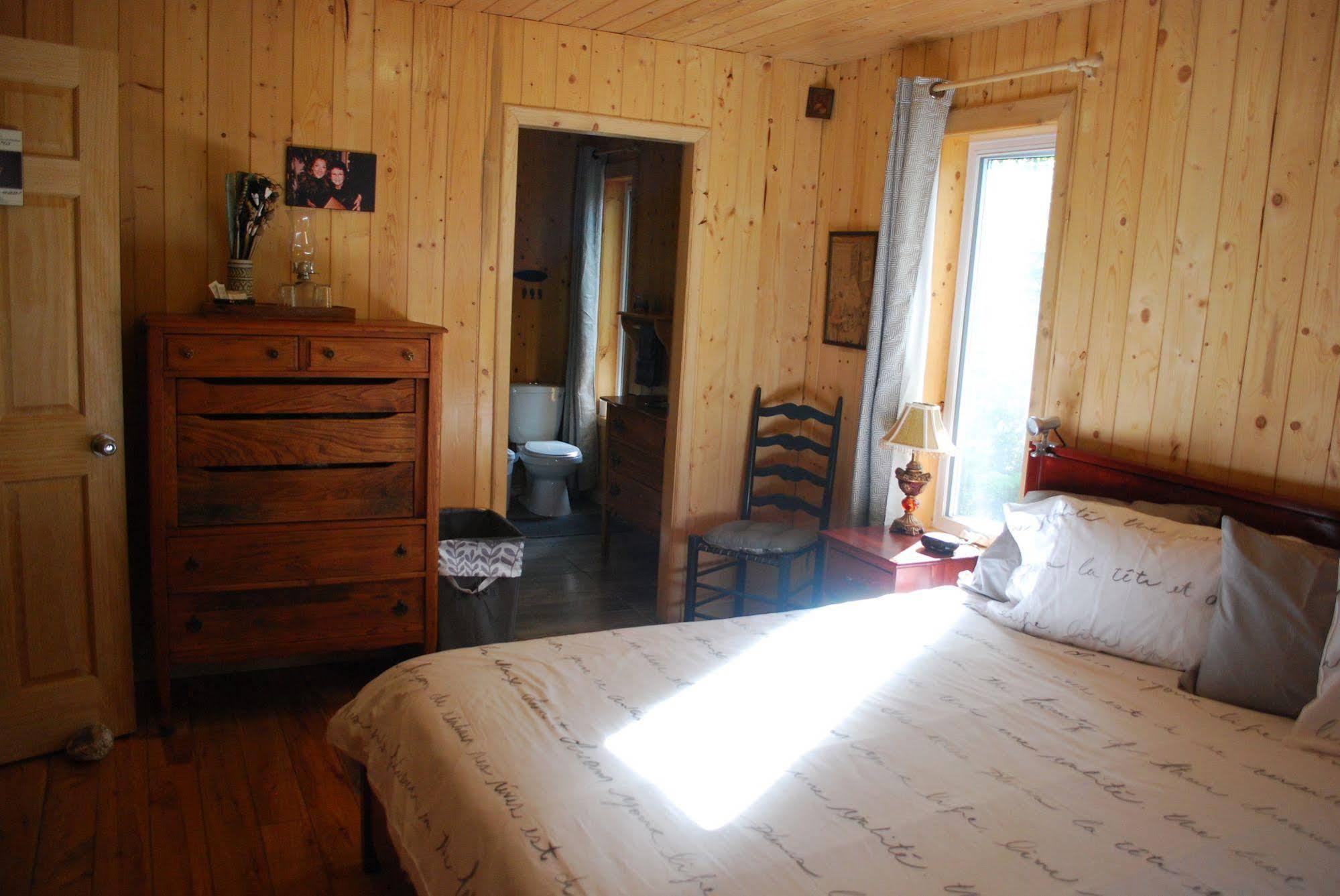 Auberge De La Riviere Matapedia - Matapedia River Lodge Routhierville 외부 사진