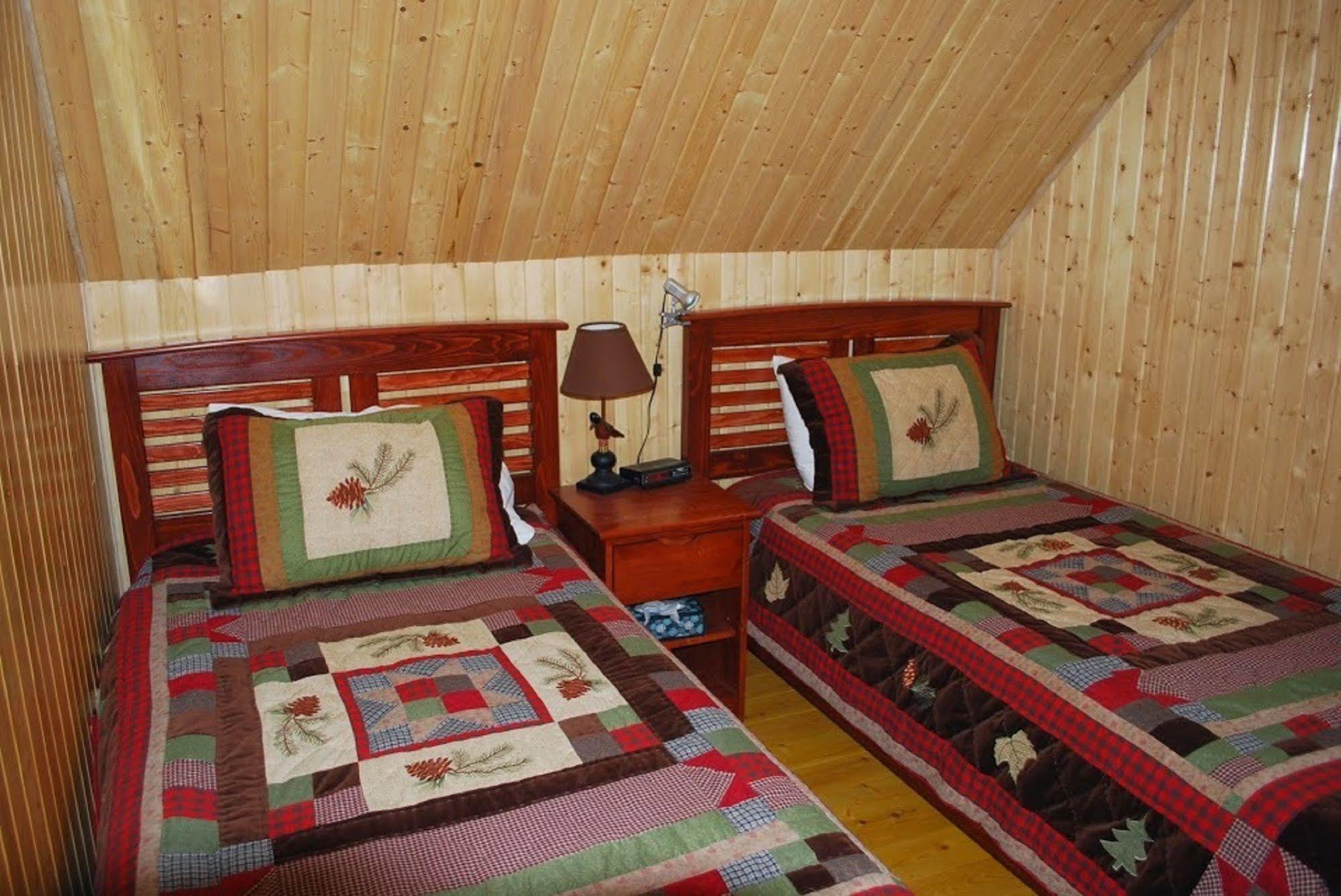 Auberge De La Riviere Matapedia - Matapedia River Lodge Routhierville 외부 사진