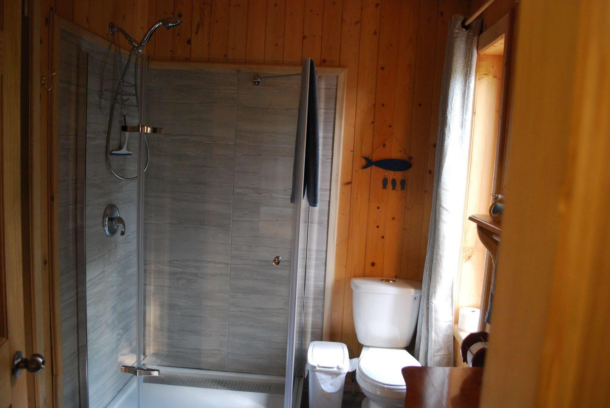 Auberge De La Riviere Matapedia - Matapedia River Lodge Routhierville 외부 사진
