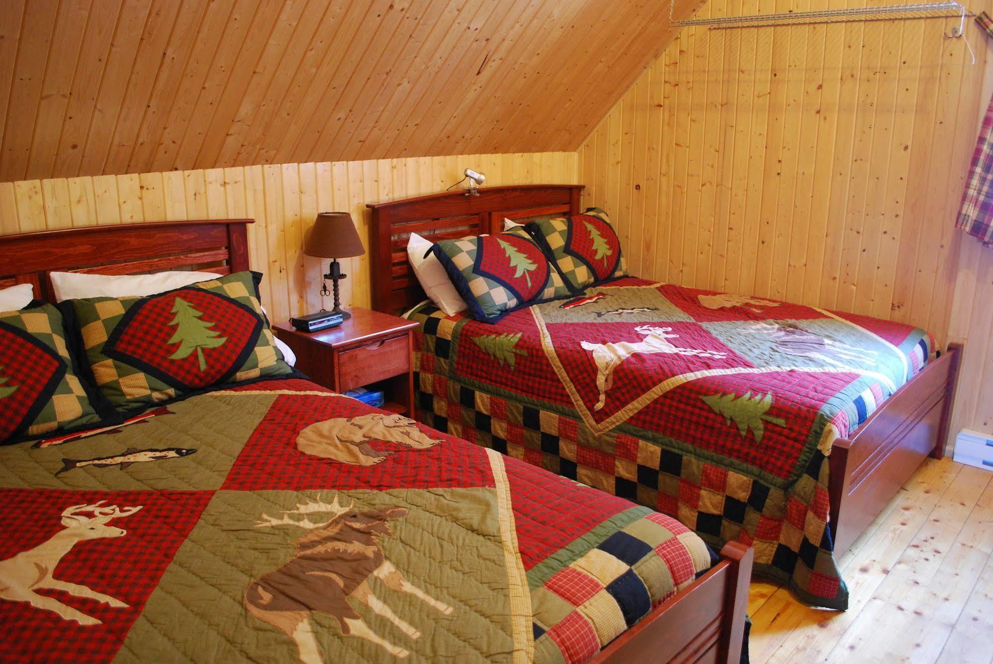 Auberge De La Riviere Matapedia - Matapedia River Lodge Routhierville 외부 사진